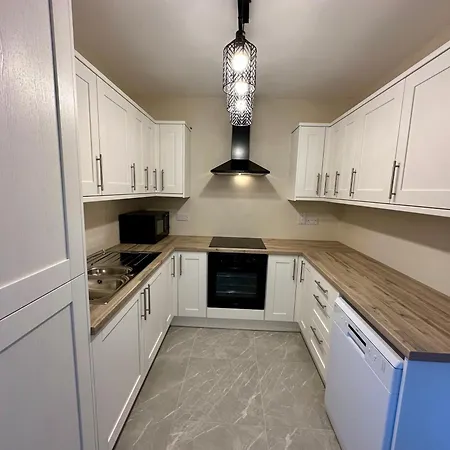 A Newly Renovated 7 Bedroom House Limerick Junction