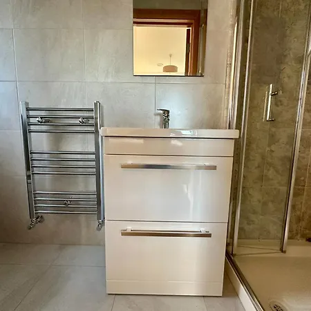 Prázdninový dům A Newly Renovated 7 Bedroom House Limerick Junction