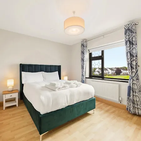Prázdninový dům A Newly Renovated 7 Bedroom House Limerick Junction