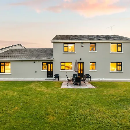 A Newly Renovated 7 Bedroom House