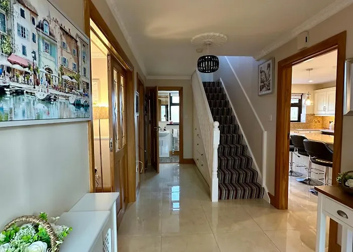 度假居 A Large 7 Bedroom House Ideal For Large Gatherings Limerick Junction
