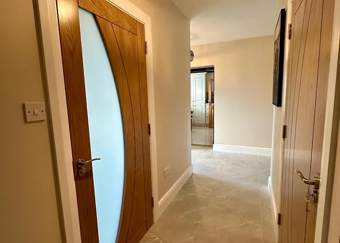 A Large 7 Bedroom House Ideal For Large Gatherings Limerick Junction